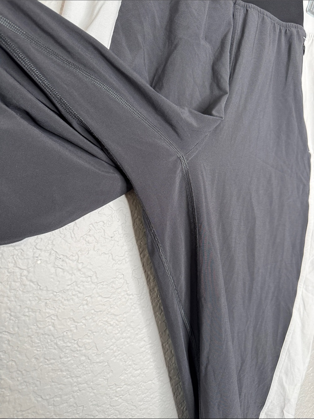 Lululemon Adapted State High-Rise Jogger Track Pants Colourblock Size 6 Two Tone - Picture 7 of 10